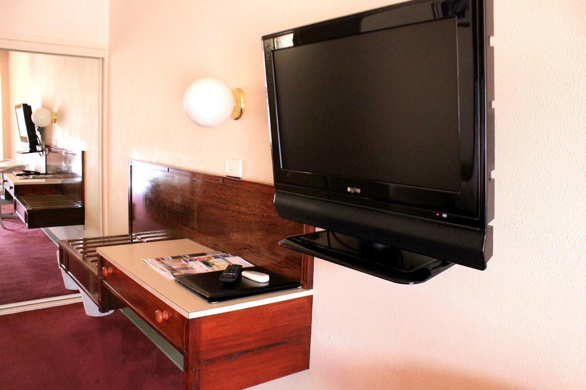 Commodore Motor Inn ออลเบอรี ภายนอก รูปภาพ